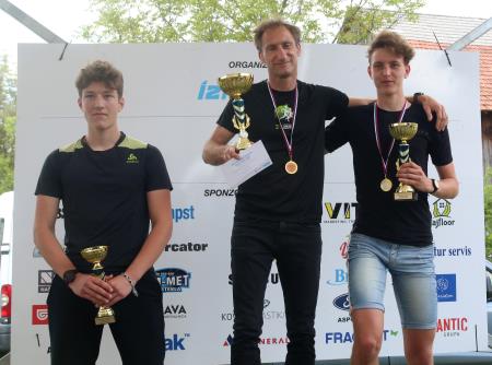 CERKNIŠKI POLMARATON 81 FOTO LJUBO VUKELIČ